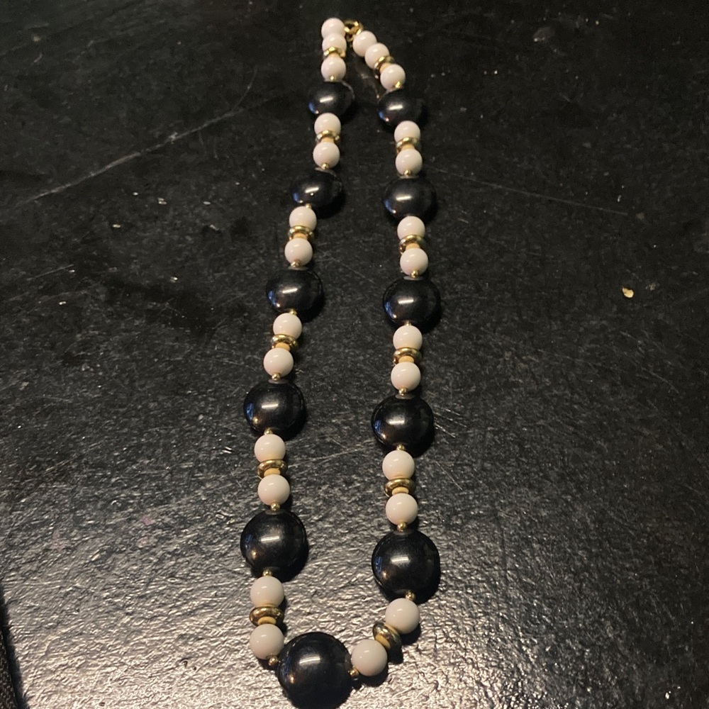 Chic Black and White Beaded Necklace